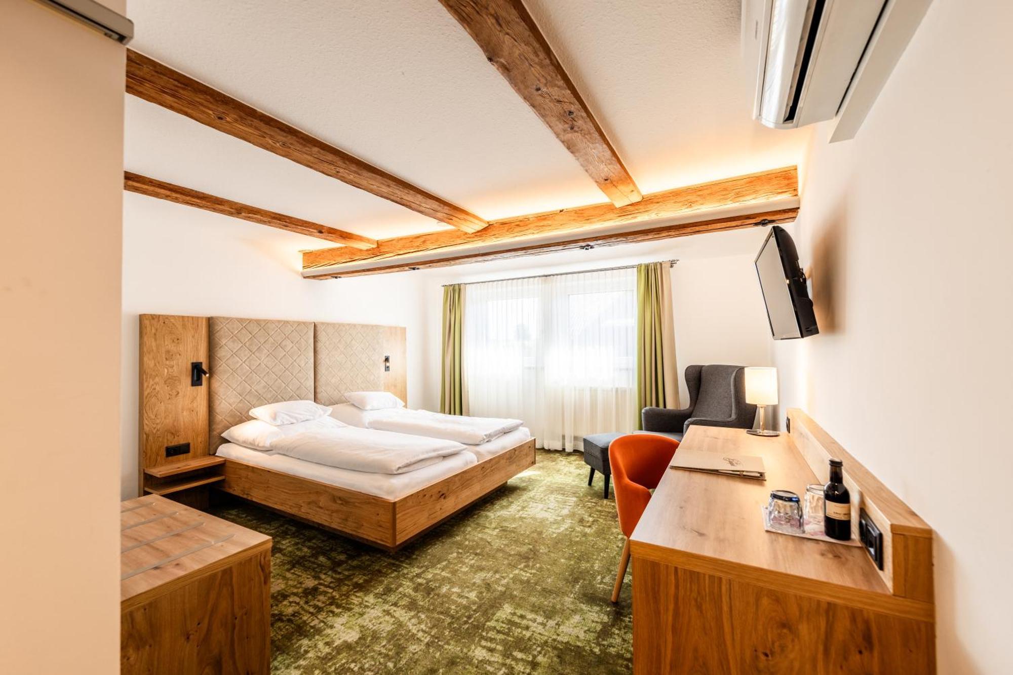 Hotel Gastagwirt Eugendorf Esterno foto